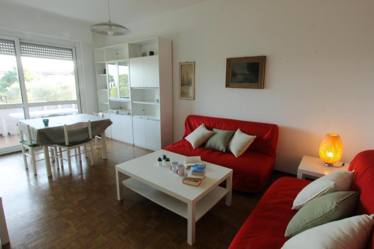Appartamento Anna Desenzano del Garda Buitenkant foto