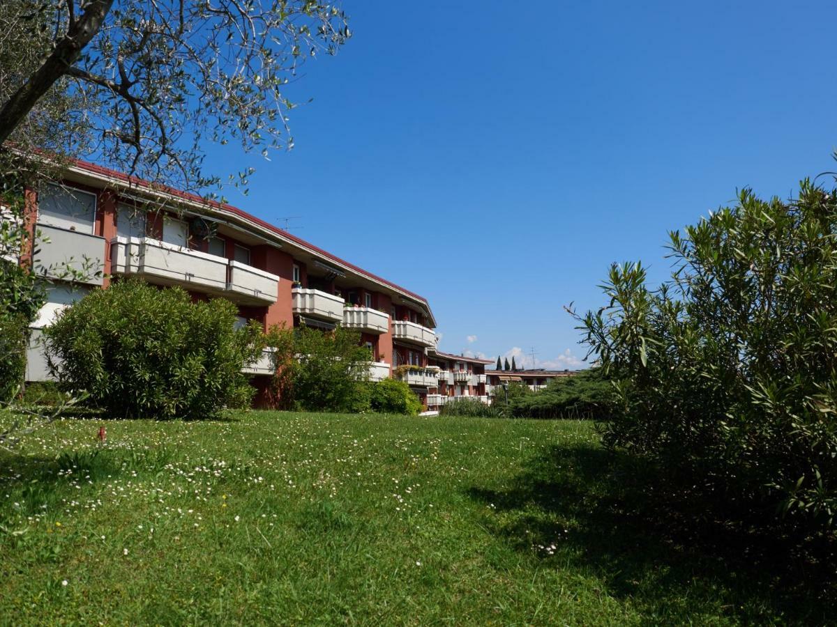Appartamento Anna Desenzano del Garda Buitenkant foto